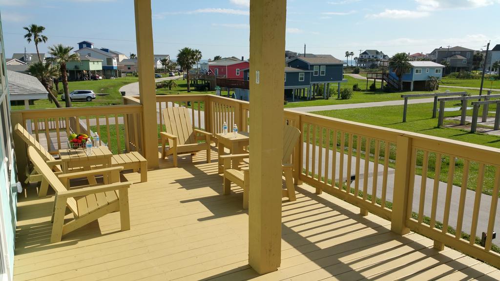 Private Beach -- Away From The Crowds - Ocean Views -Short Drive To Moody Gardens, Schlitter Bahn, Pleasure Pier Galveston Esterno foto